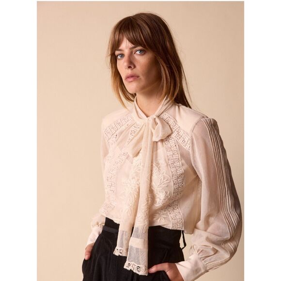 Iconic St. Roche Sherry Top in Champagne, Luxe Romantic Bohemian French girl - Picture 4 of 16